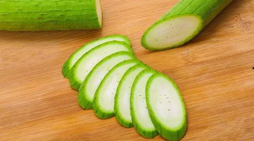 梦见摘瓜吃丝瓜,摘瓜吃丝瓜的奇幻之旅